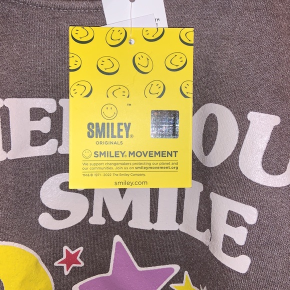 THE ORIGINAL SMILEY BRAND SWEATSHIRT….🙂💗🎀🛍️🥰 - Picture 5 of 6
